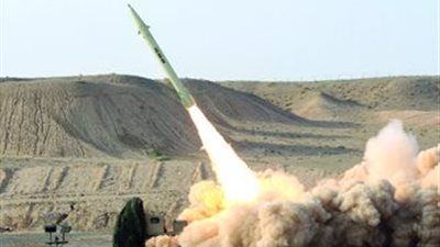 الحوثيون يعلنون إسقاط طائرة أمريكية فوق أجواء اليمن بصاروخ أرض