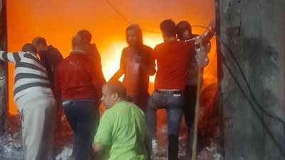 مصرع طفلين.. تفاصيل حريق مصنع مراتب بالمنطقة الصناعية بالمحلة 
