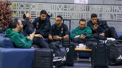 في حضور الخطيب.. لاعبي الأهلي تغادر القاهرة لمواجهة صن داونز 