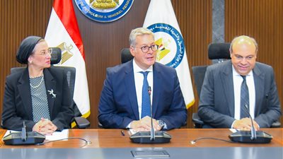 اجتماع ثلاثي لبحث مشروع وقود الطائرات المستدام بالعاصمة الإدارية