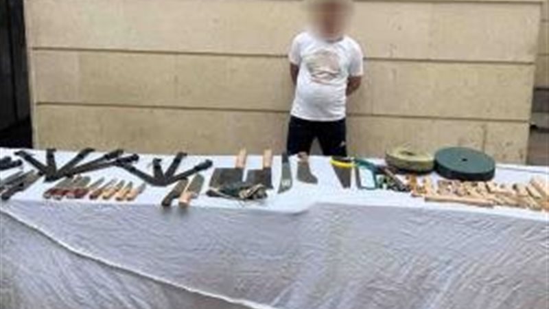 المتهم بتصنيع الأسلحة