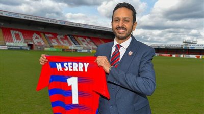 لم يفرح طويلًا.. انسحاب مروان سري من ملكية نادي داجنهام بعد إقالة سلمى مشهور (فيديو)