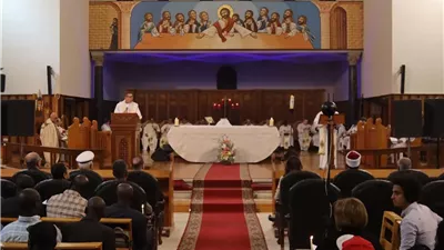 رئيس الكنيسة الأسقفية يترأس قداس عيد القيامة من كاتدرائية جميع القديسين