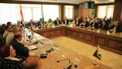 إنشاء مدارس جديدة.. تفاصيل اجتماع محافظ الجيزة مع أعضاء مجلسي النواب والشيوخ