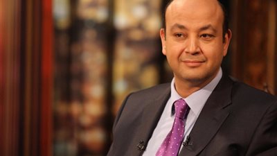 عمرو أديب : أداء صن داونز كان ضعيف بسبب سيطرة الاهلي