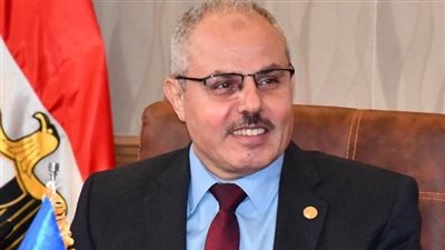 رئيس جامعة قناة السويس: نمر بـ