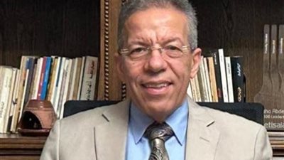 نقيب الأطباء: فسخ عقود العيادات كارثة تهدد القطاع الطبي