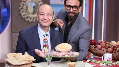 بسبب الرنجة موقف طريف على الهواء بين إبراهيم فايق و عمرو أديب