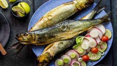 قبل تناولها في شم النسيم علامات تشير إلى فساد الرنجة والفسيخ