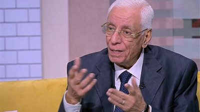 الدكتور حسام موافي يحذر من تناول الرنجة والفسيخ في هذه الحالة