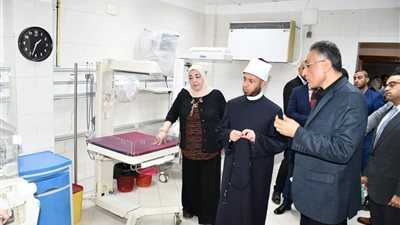 وزير الأوقاف يتفقد مستشفى الدعاة ويوجه باستقطاب الكفاءات الطبية