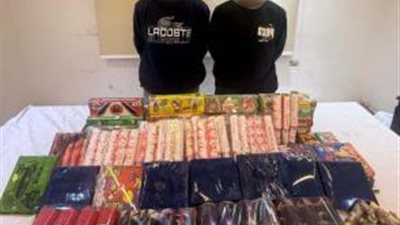 عبر فيسبوك.. ضبط طالب وعاطل بتهمة ترويج الألعاب النارية بالقليوبية