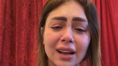 هدير عبد الرزاق تُتهم بسرقة صديقتها إثر خلافهما على شاب