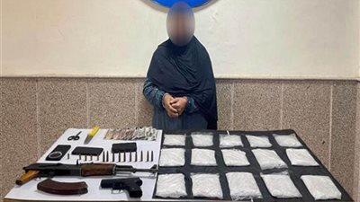 مصرع تاجر مخدرات شديد الخطورة وضبط والدته الهاربة في قنا