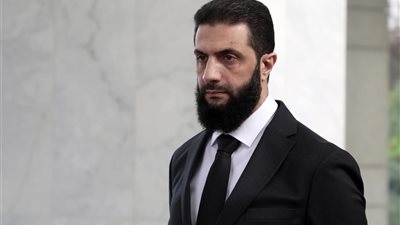 السويداء بلا جيش.. الشرع يفوض الدروز بإدارة المدينة ويهدد إسرائيل بحرب مفتوحة