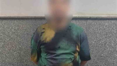 الداخلية تكشف تفاصيل ضبط عامل تعدى على زميلته بـ