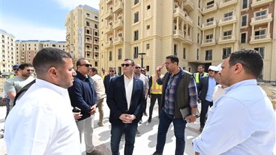 10 آلاف وحدة جديدة.. وزير الإسكان يتابع مشروع الحي اللاتيني بالعلمين