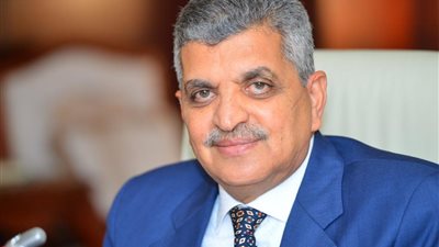 أسامة ربيع: شراكات إفريقية وخطط لاستعادة حركة السفن