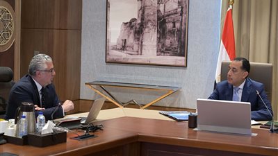 قناة السويس: تعاقدات المشروعات الاستثمارية بلغت 8.301 مليار دولار حتى مارس 2025