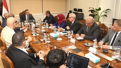 الإسكان: منصة مصر العقارية تهدف لتحويل المعاملات اليدوية إلى إلكترونية 