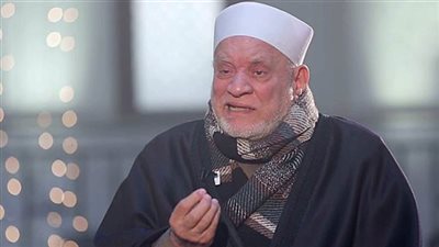 نقل الدكتور أحمد عمر هاشم للمستشفى بعد تعرضه لغيبوبة