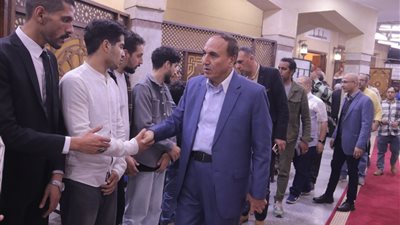 الوسط الصحفي يودع الكاتب محمد الدسوقي في عزاء مهيب بالمهندسين.. صور 