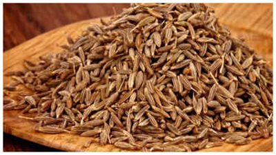 5 أعشاب تُساعد على حرق دهون البطن.. أبرزها الكمون والكركم 