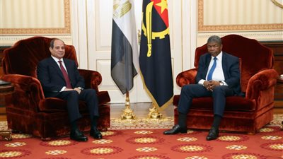الرئيس السيسي ونظيره الأنجولي يشهدان توقيع مذكرتي تفاهم بالاتصالات والبريد