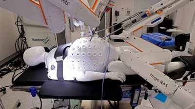  في غضون 5 سنوات..إيلون ماسك: الروبوتات ستتفوق على أفضل الجراحين