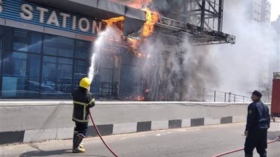 إخماد حريق بمحطة الخصوص للأتوبيس الترددي دون إصابات