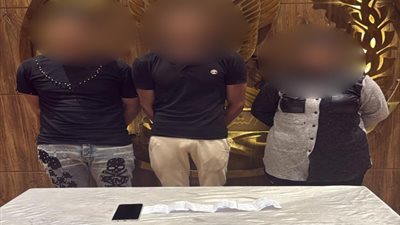 كمين وهمي للإيقاع بسائق في النزهة.. والأمن يضبط الجناة