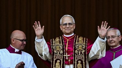 مفتي الجمهورية  وزير الأوقاف يهنئان البابا ليو الرابع عشر بانتخابه بابا للفاتيكان