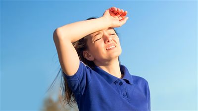 لمواجهة الموجة الحارة.. نصائح ضرورية لتجنب ضربة الشمس