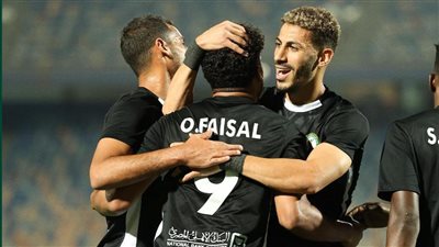 البنك الأهلي يحجز على صدارة بيراميدز ويكتسحه برباعية في الدوري