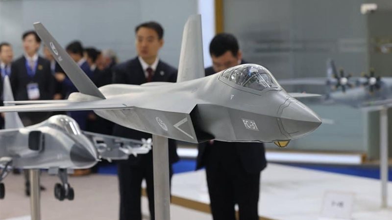 الطائرة الصينية J-35