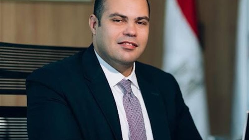 الدكتور محمود ممتاز