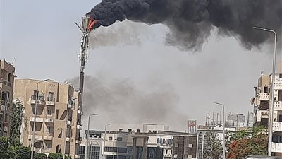 إخماد حريق في برج اتصالات بجوار معهد أورام التجمع الأول  