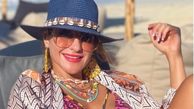  دعوة للظهور بعيوبنا الطبيعية.. هيدي كرم: كفى هوسًا بالكمال