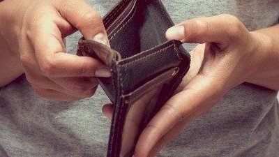 رزقك قليل بسبب السحر.. اعرف الأسباب والعلاج (فيديو)