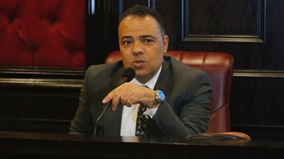 قانوني: الجدل حول قرار لجنة التظلمات مبالغ فيه ويفتقر للفهم الكافي للوائح