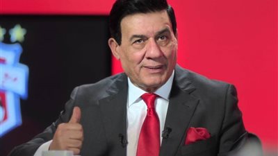 مدحت شلبي: إدارة الأهلي تفضل استمرار الجهاز الفني المؤقت حاليًا