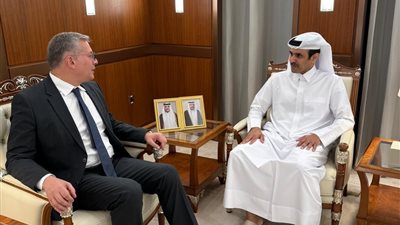 البترول: توقيع عقود طويلة الأجل لتوريد الغاز الطبيعي من قطر