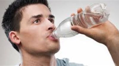 جمال شعبان يحذر من التسمم بالماء في الصيف: يسبب الوفاة 