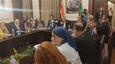 نائب رئيس حزب الوفد يقترح تعويض ملاك الإيجار القديم بقطع أراضٍ حكومية