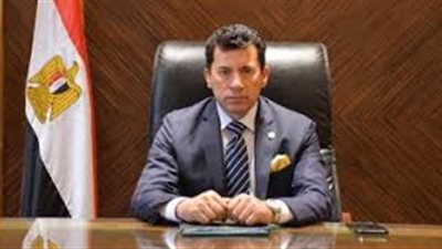 وزير الشباب يبحث مع قيادات جامعة الإسكندرية التوعية بالموت المفاجيء بين الرياضيين