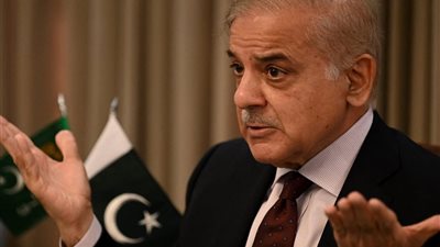 رئيس الوزراء الباكستاني: وفقنا على وقف اطلاق النار لتحقيق الاستقرار والأمان الإقليميين