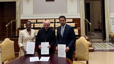 وثيقة عالمية مشتركة بين الفاتيكان ومجلس حكماء المسلمين لدعم كبار السن وحفظ كرامتهم