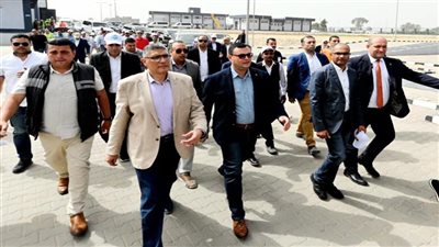 وزير الإسكان ومحافظ الجيزة يفتتحان المرحلة الأولى من محطة مياه الشرب بأوسيم