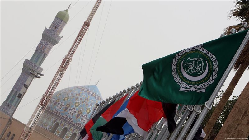القمة العربية تنعقد