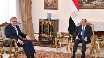 أبعاد زيارة كبير مستشاري الرئيس الأمريكي لمصر.. ترميم علاقات أم اعتذار سياسي؟